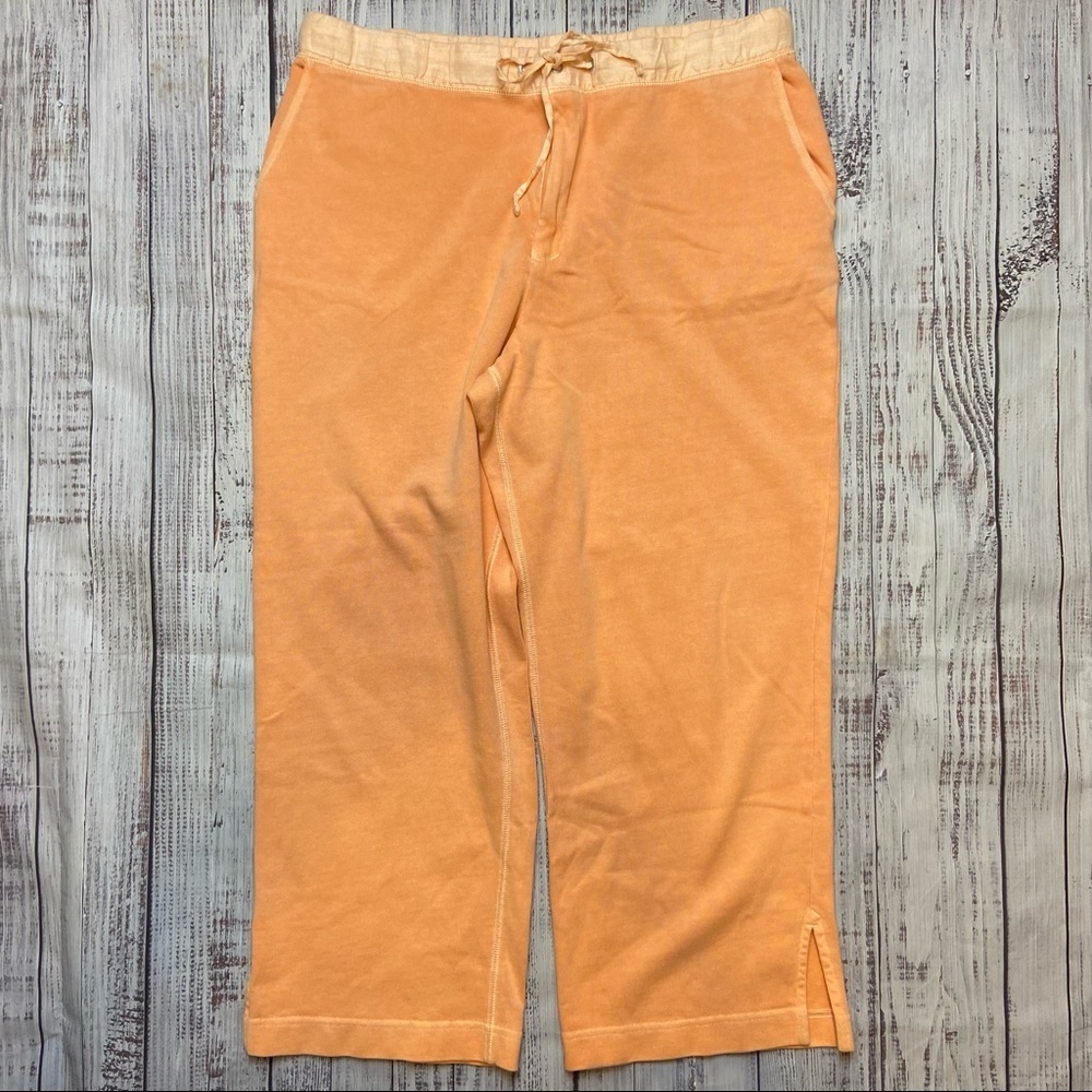 Eddie Bauer Peach 100% Cotton Ankle Pants. Size Large. New With Tags.